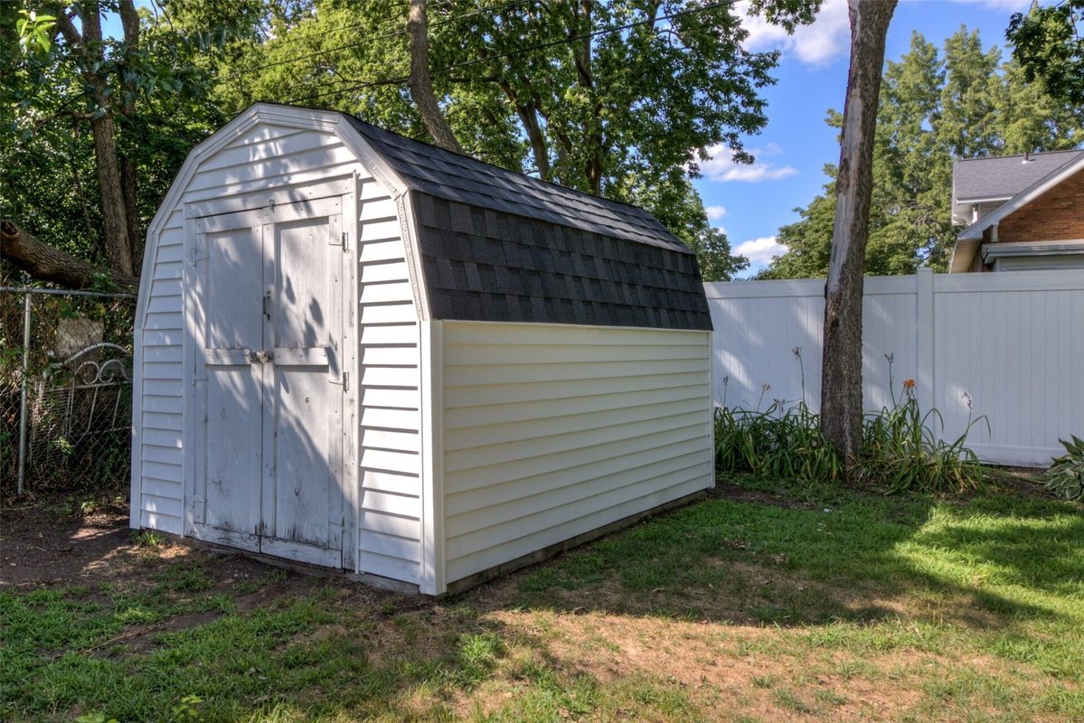 1022 Madison Street, Eau Claire WI 54703 - Residential house for sale - MLS #1604163 - image16