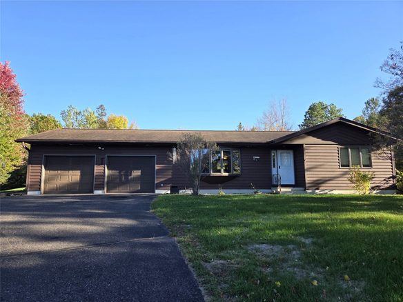 725 Olson Drive, Grantsburg WI 54840 - Residential house for sale - MLS #1605895 - image1