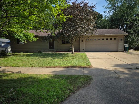 809 Kimberly Drive, Eau Claire WI 54703 - Residential house for sale - MLS #1603552 - image1