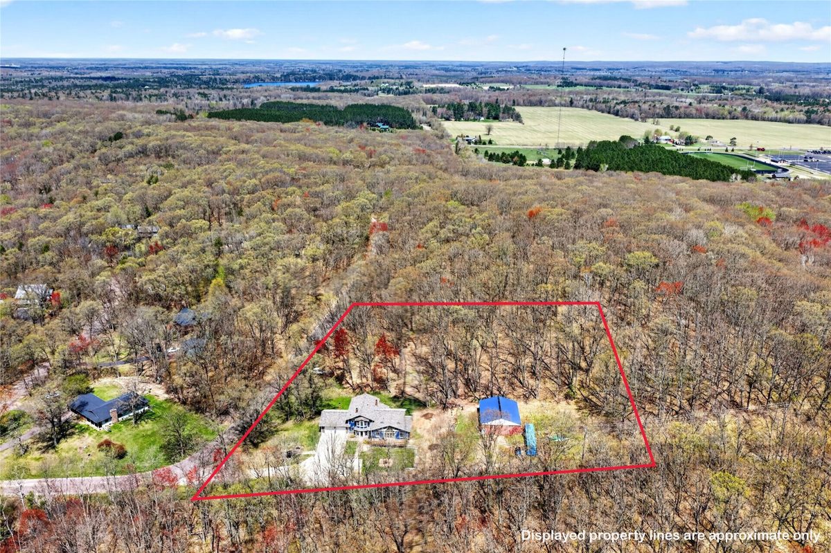N5502 Oakwood Drive, Spooner WI 54801 - Residential house for sale - MLS #1601120 - image8