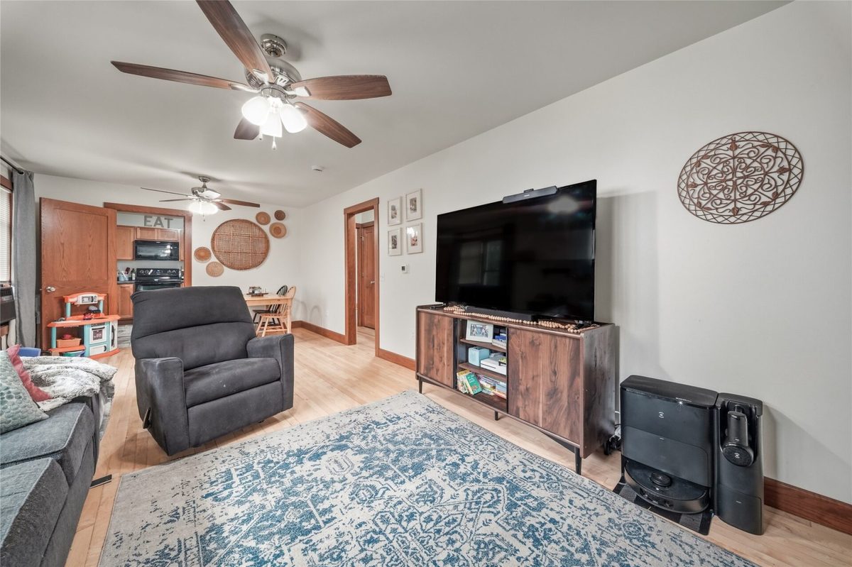 1548 Bellevue Avenue, Eau Claire WI 54703 - Residential house for sale - MLS #1605073 - image8