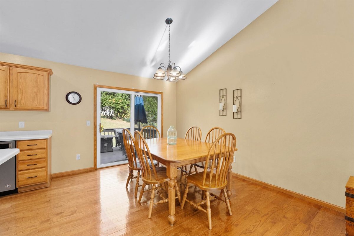 221 La Mans Lane, Eau Claire WI 54703 - Residential house for sale - MLS #1604868 - image11