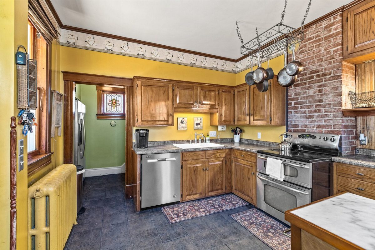 930 3rd Avenue, Eau Claire WI 54703 - Residential house for sale - MLS #1599112 - image19