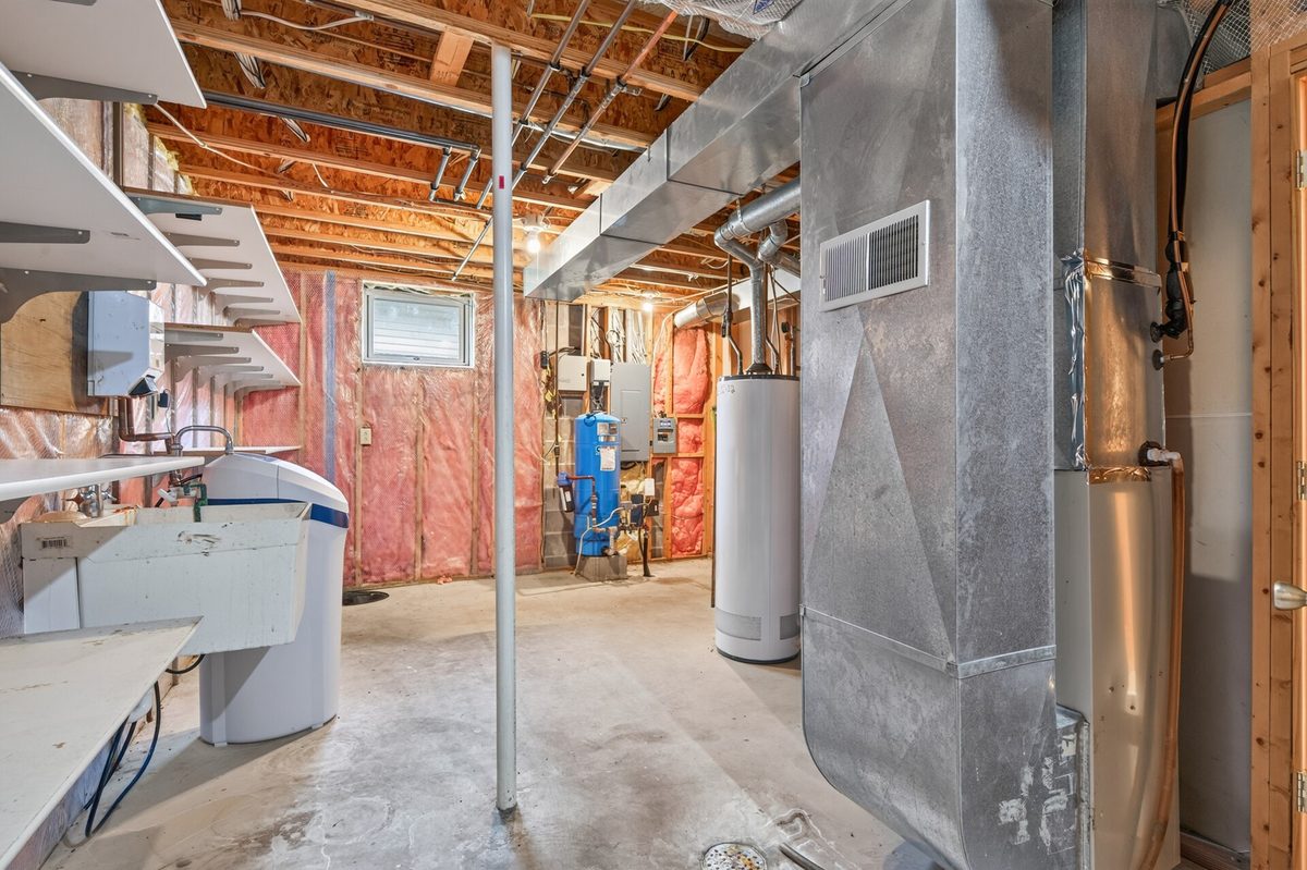 29480 Pardun Road, Danbury, WI