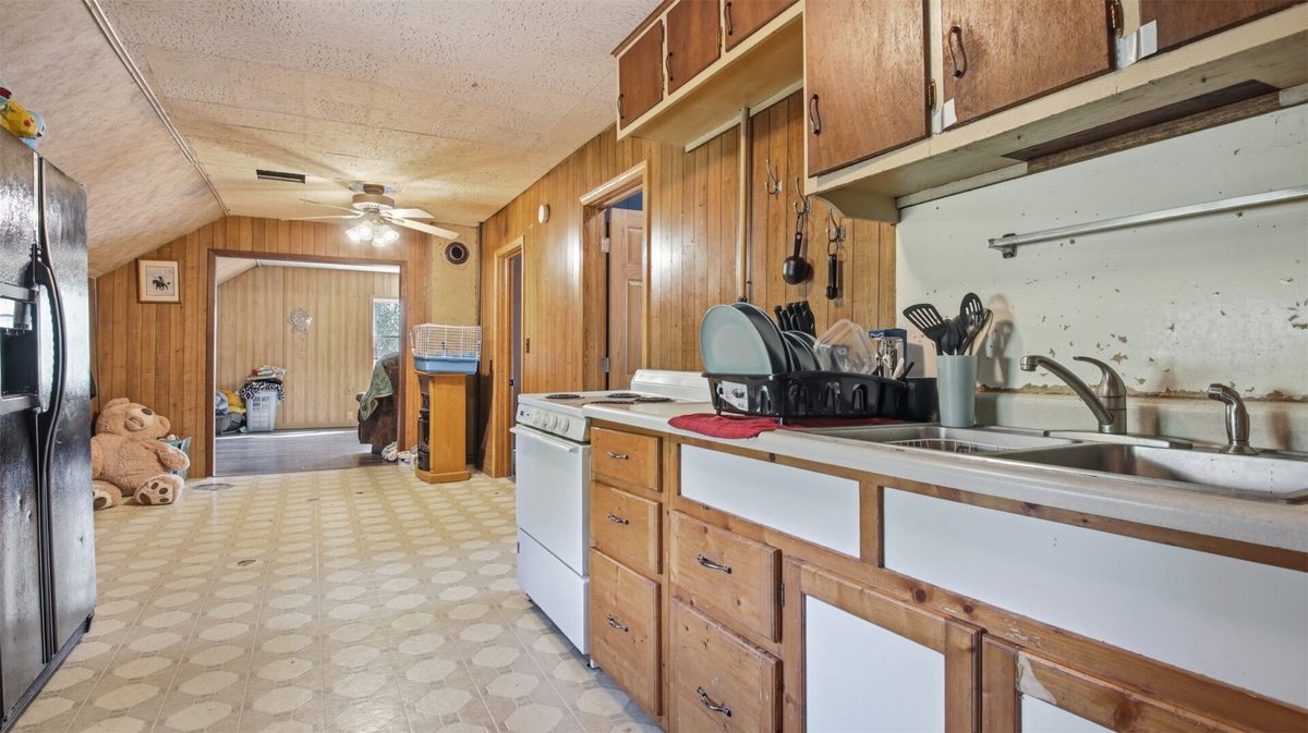 905 Lewis Avenue, Cameron WI 54822 - ResidentialIncome house for sale - MLS #1604520 - image24