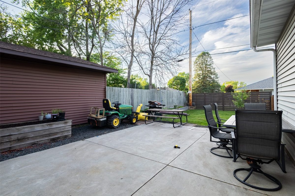 2318 Agnes Street, Eau Claire WI 54701 - Residential house for sale - MLS #1601827 - image6
