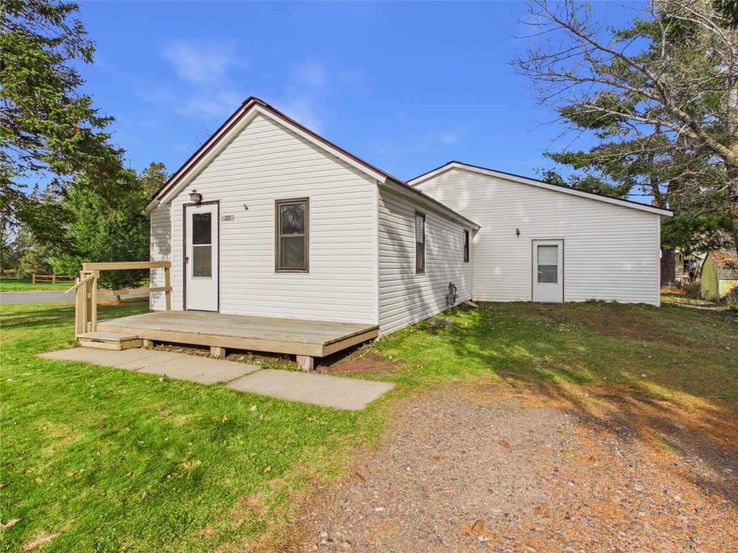 221 2nd Avenue, Shell Lake WI 54871 - Residential house for sale - MLS #1606348 - image7