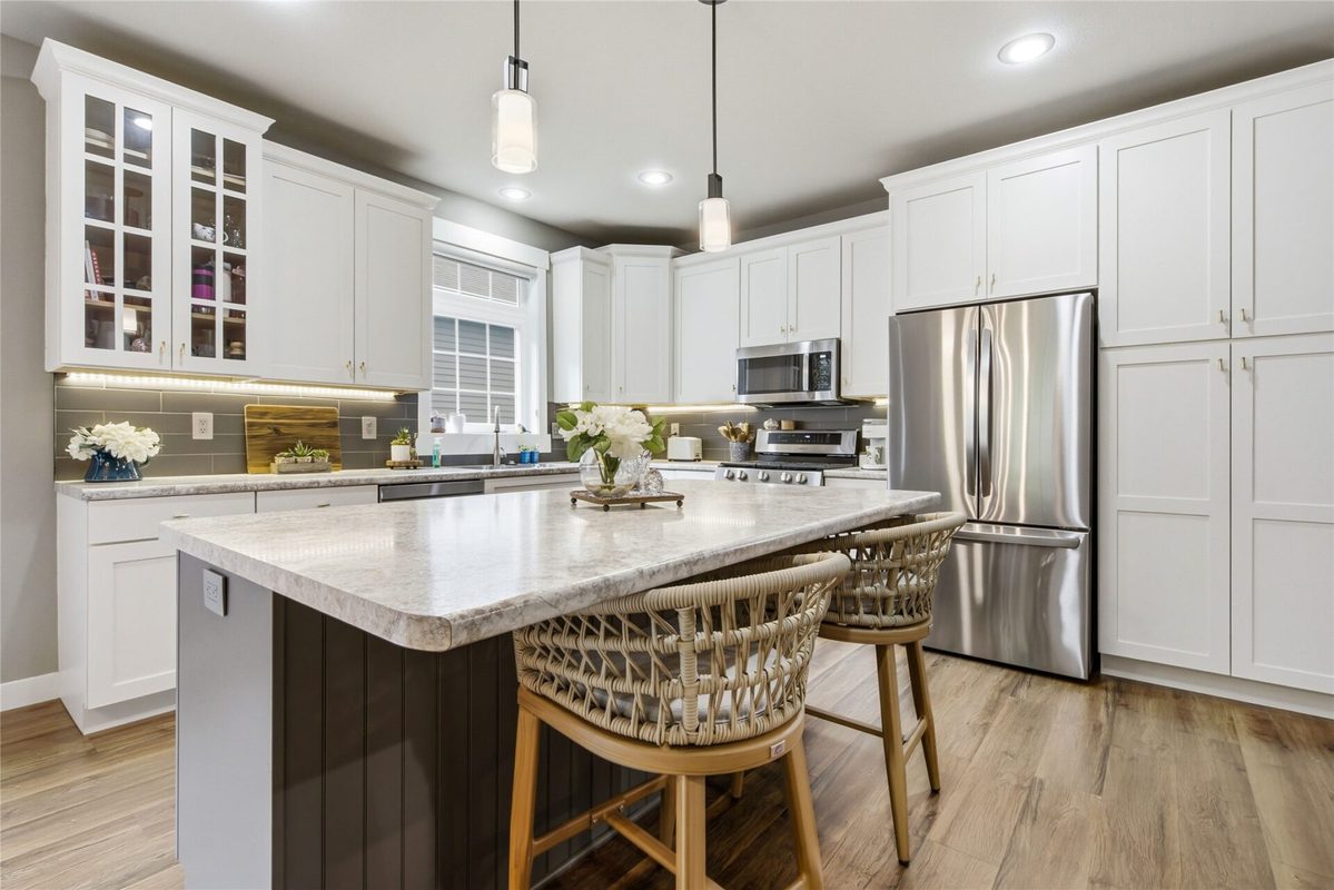 4523 Village Oaks Circle, Eau Claire WI 54701 - Residential house for sale - MLS #1602689 - image8