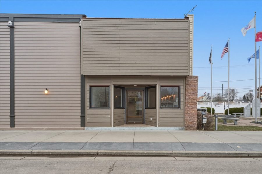 134 W Lincoln Street