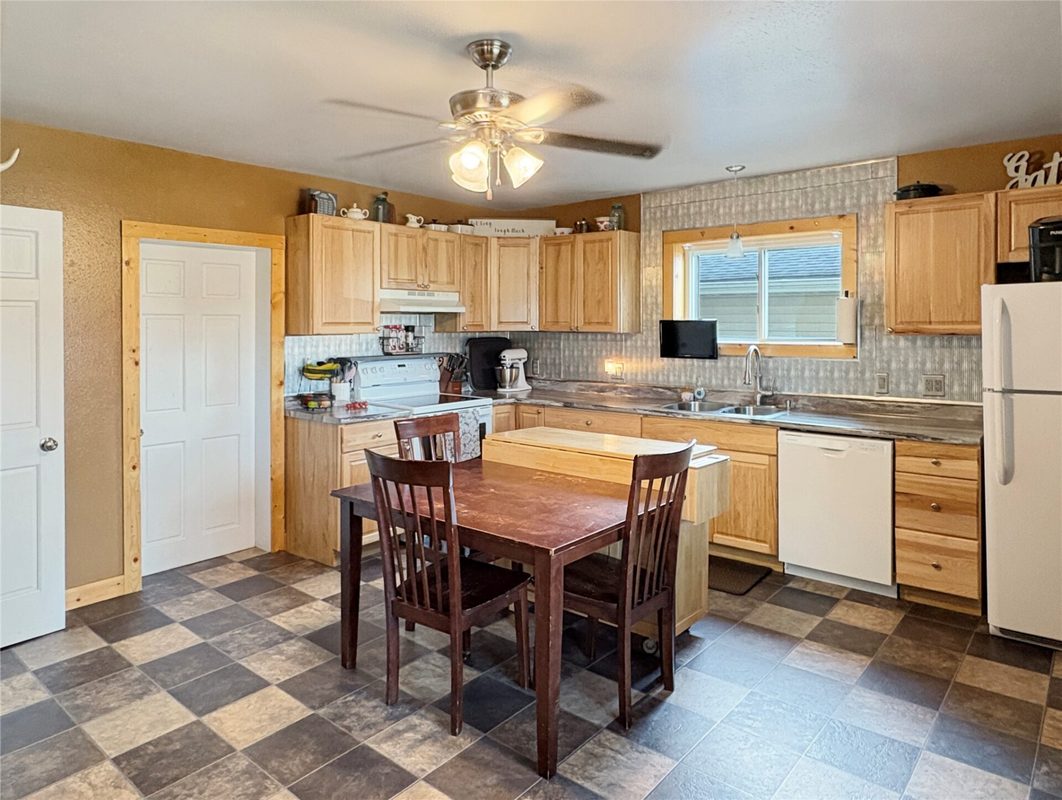 230 Huron Street, Fairchild WI 54741 - Residential house for sale - MLS #1603085 - image7