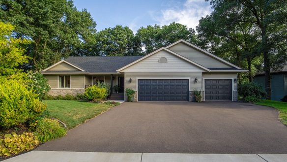 2111 High Point Drive, Altoona WI 54720 - Residential house for sale - MLS #1604363 - image1