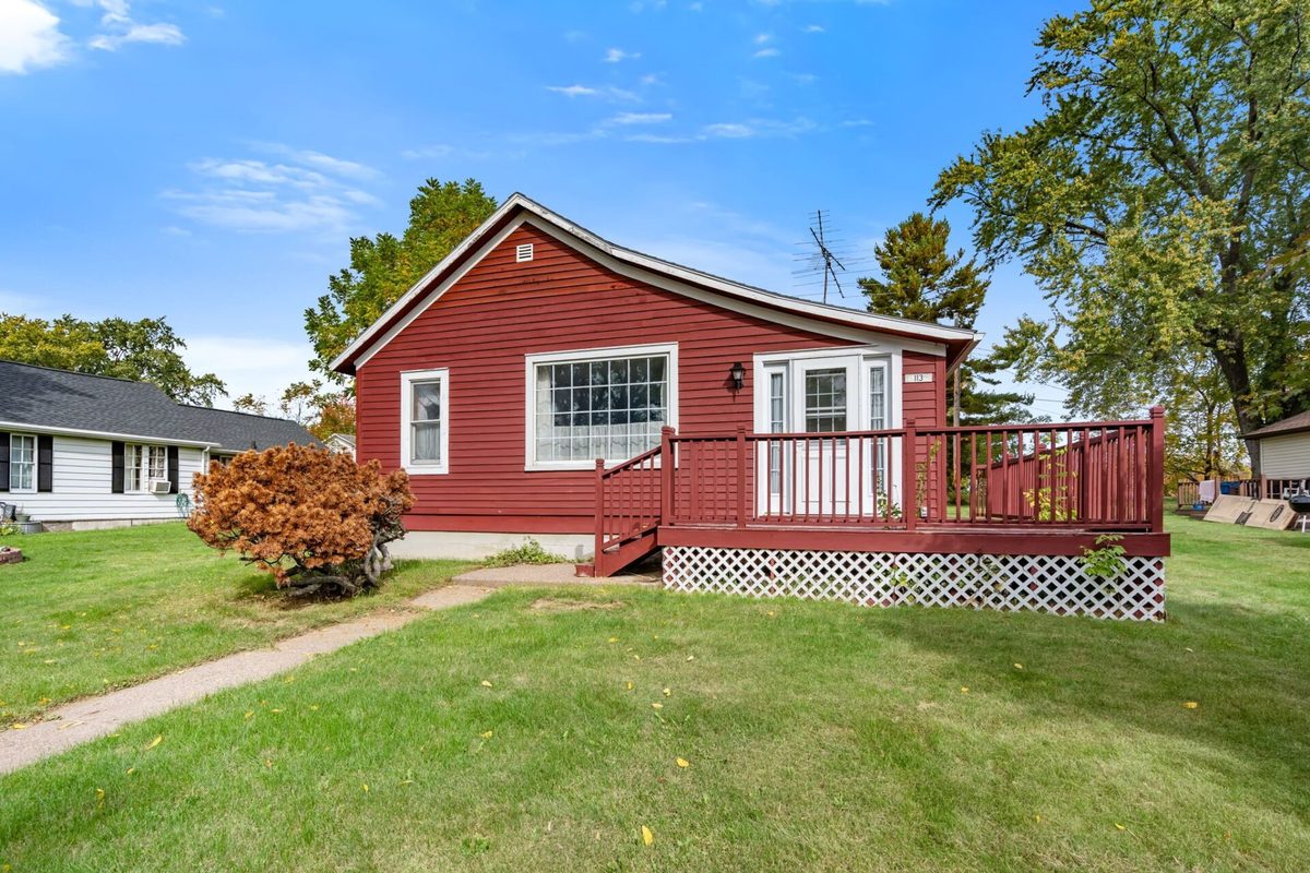 113 7th Avenue, Shell Lake WI 54871 - Residential house for sale - MLS #1605676 - image2