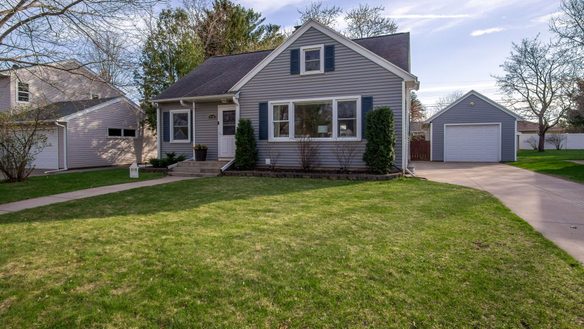 2728 Clark Place, Eau Claire WI — $299,900