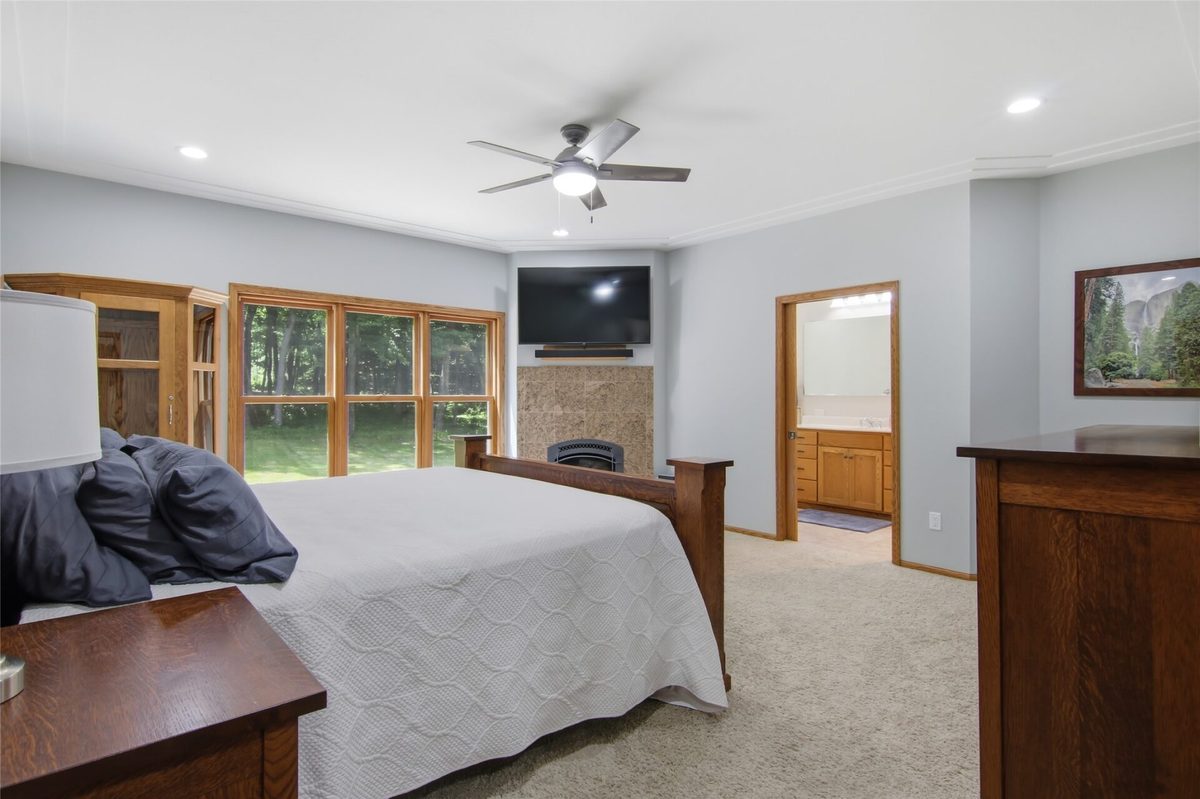 W245 Woodridge Drive, Eau Claire WI 54701 - Residential house for sale - MLS #1602701 - image20