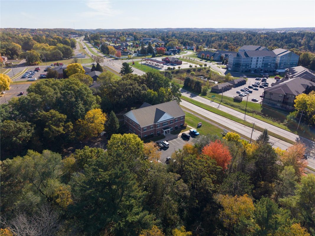 2519 Hillcrest Parkway, Altoona WI 54720 - CommercialLease house for sale - MLS #1606156 - image2