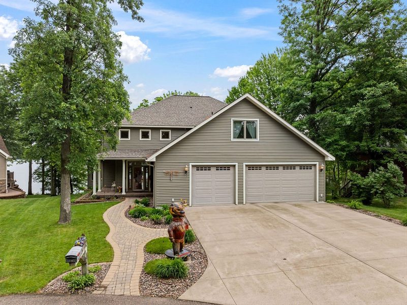 1114 Heart Island Parkway