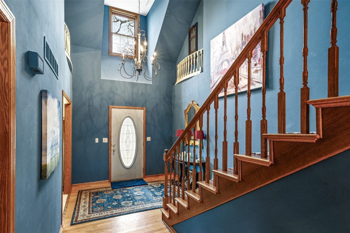 318 Paris Place  Eau Claire WI 54703 — photo 11