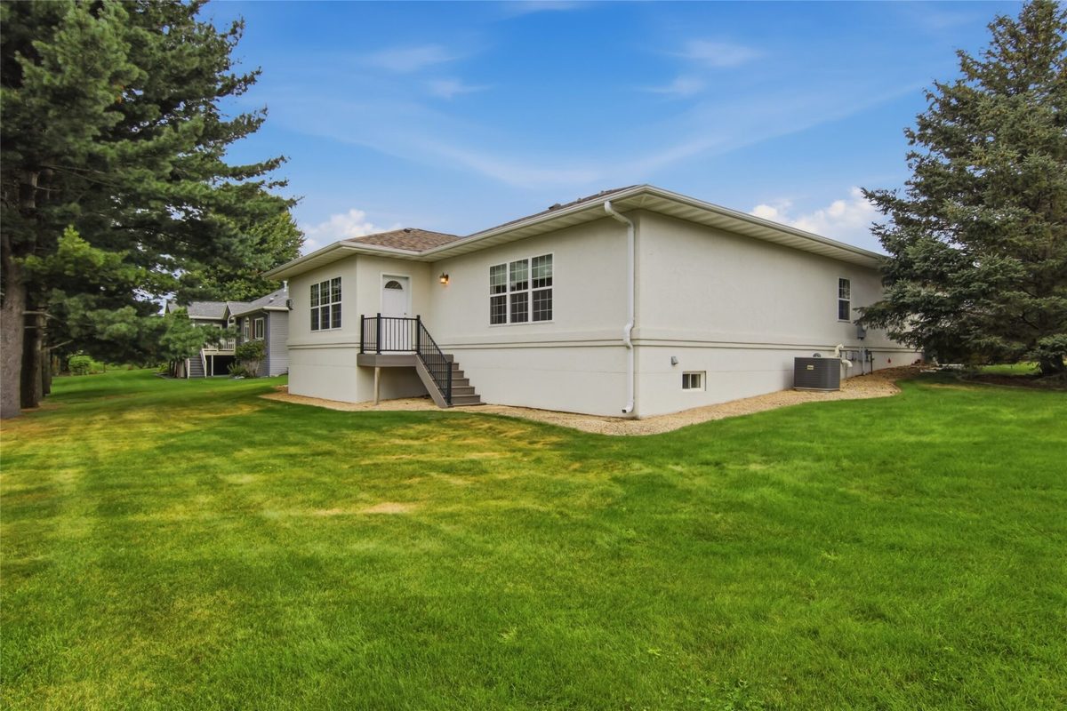 1807 Pine Park Drive, Eau Claire WI 54701 - Residential house for sale - MLS #1604504 - image47