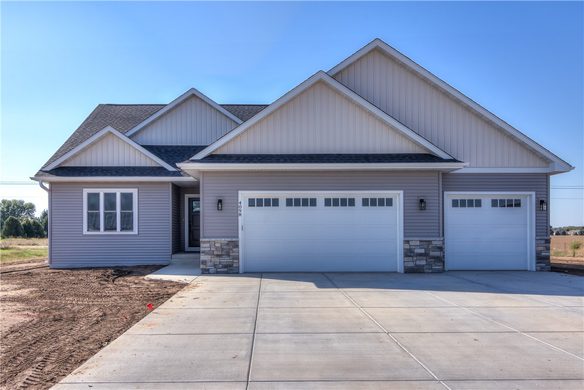 6006 Fuji Lane, Eau Claire WI 54701 - Residential house for sale - MLS #1598426 - image1