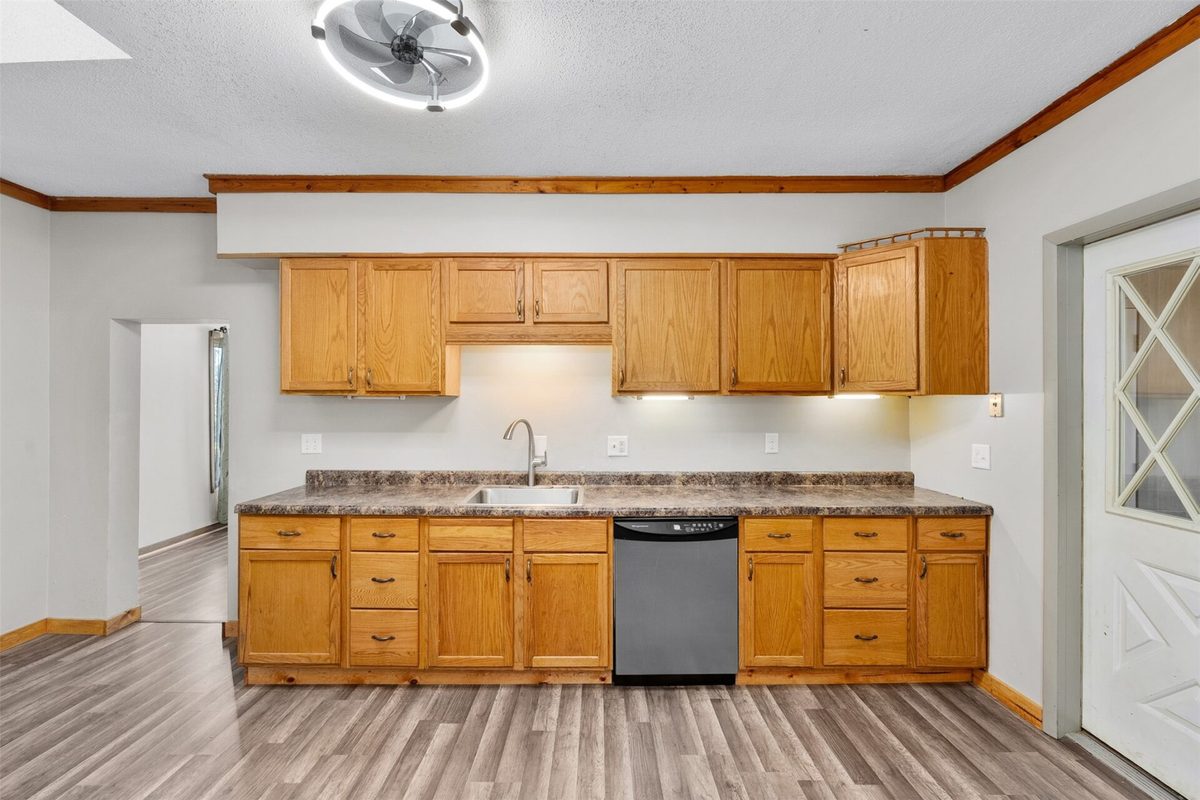 201 Pine Street, Stanley WI 54768 - Residential house for sale - MLS #1606115 - image11