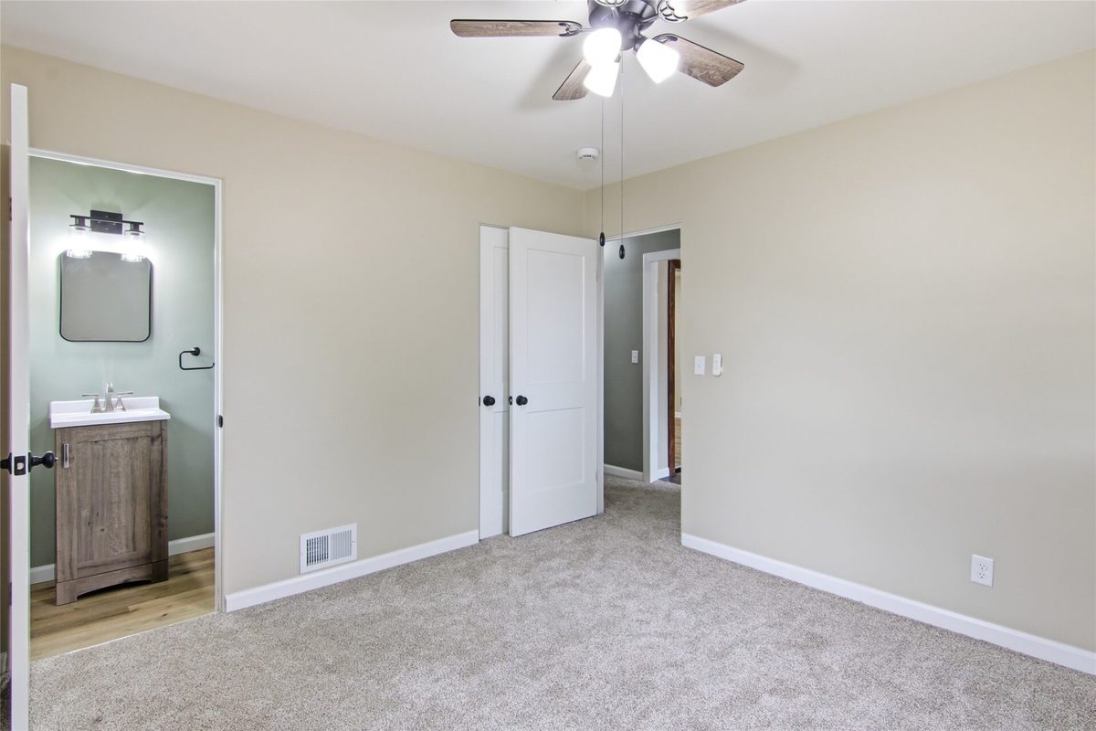 1616 Donald Avenue, Eau Claire WI 54701 - Residential house for sale - MLS #1604781 - image12