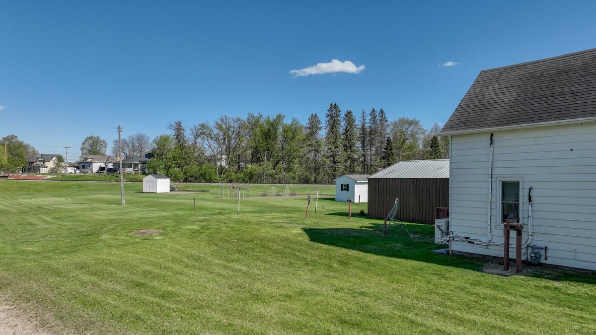 35482 4th Street, Independence, WI — photo 17