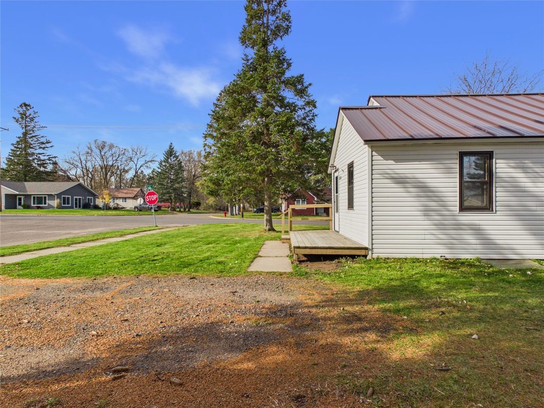221 2nd Avenue, Shell Lake WI 54871 - Residential house for sale - MLS #1606348 - image34