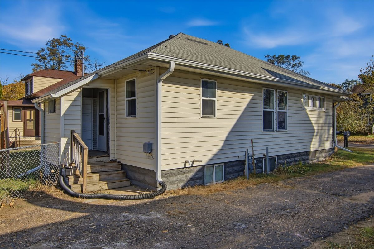 2422 4th Street, Eau Claire WI 54703 - Residential house for sale - MLS #1606149 - image31