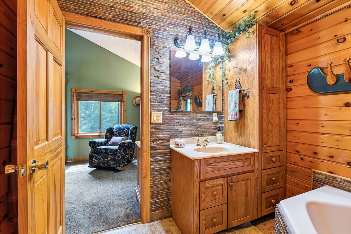 11288 Quail Lane, Hayward WI 54843 - Residential house for sale - MLS #1604012 - image34