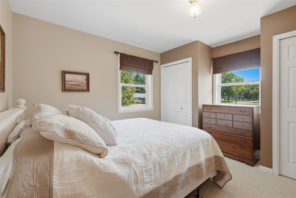 1105 Barry Avenue, Eau Claire WI 54701 - Residential house for sale - MLS #1603728 - image12