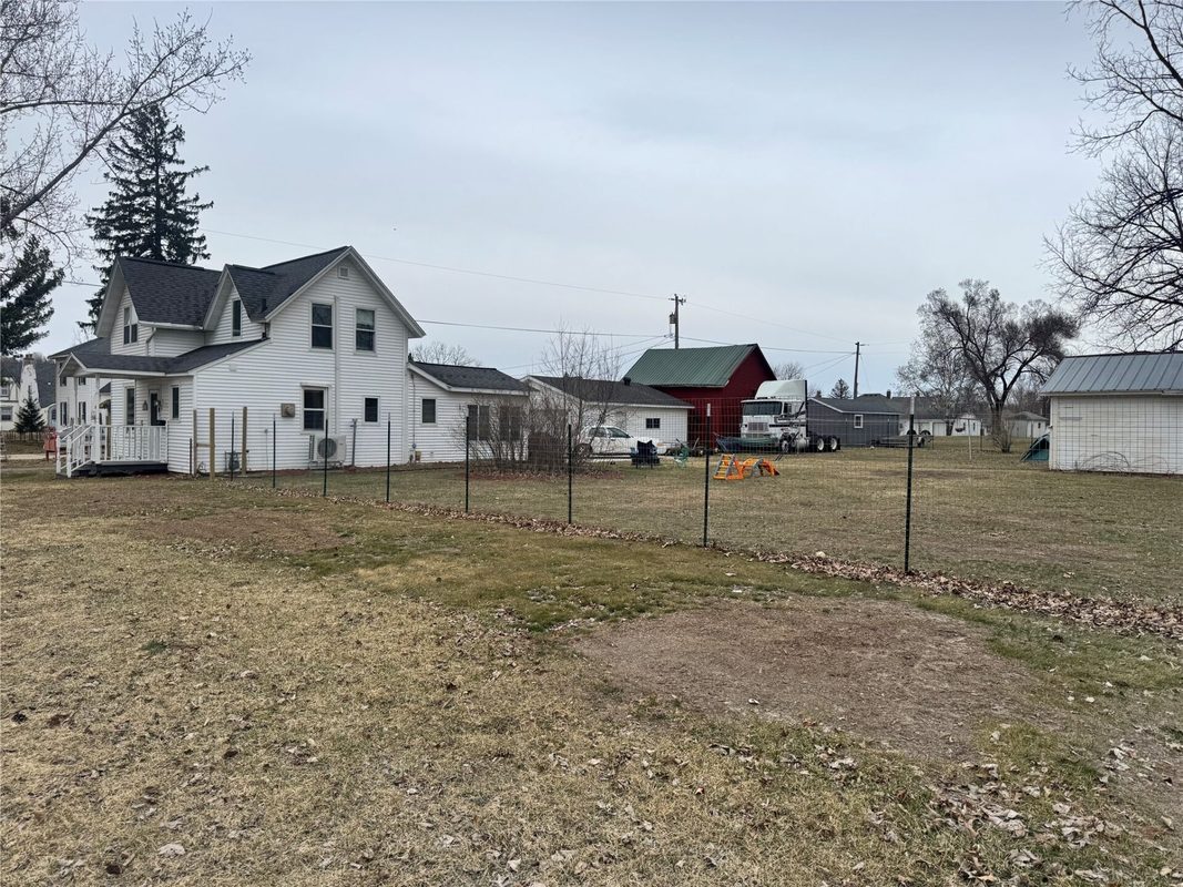 Residential at 114 2nd Avenue, Strum, WI 54770 — photo 4
