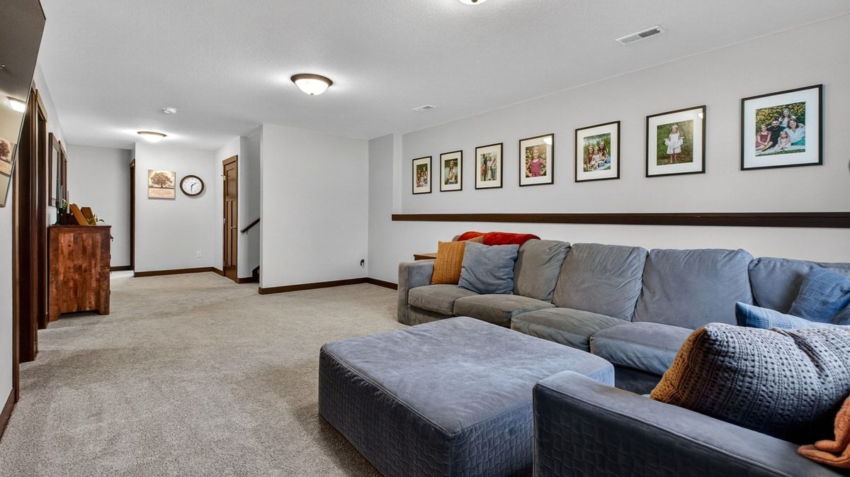 1929 Gooder Street Eau Claire WI 54703 — photo 19