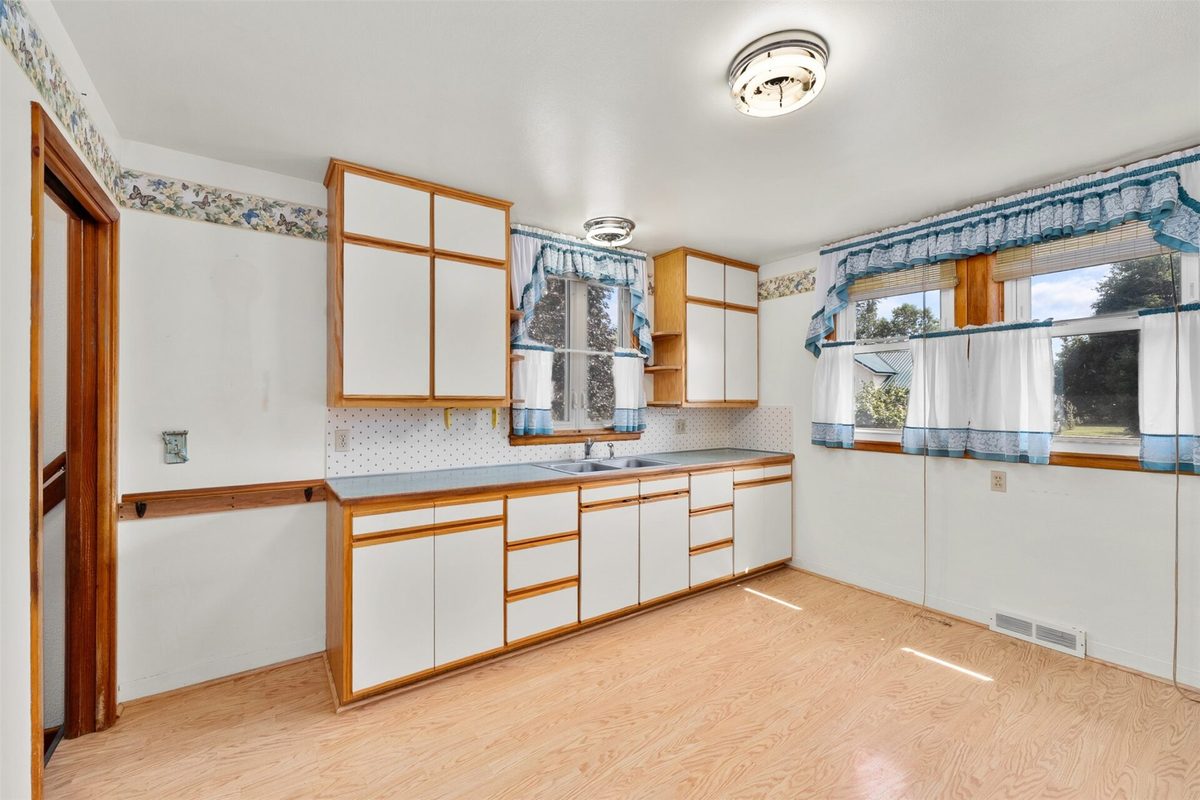 407 Buckman Street, Augusta WI 54722 - Residential house for sale - MLS #1603908 - image7