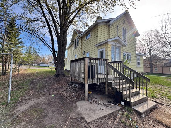 401 Elm Street, Spooner WI 54801 - Residential house for sale - MLS #1600987 - image1