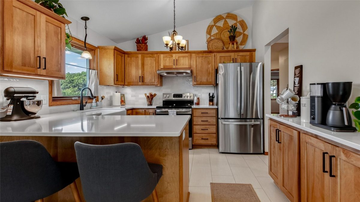 3309 Pointe Court, Eau Claire WI 54701 - Residential house for sale - MLS #1605029 - image9
