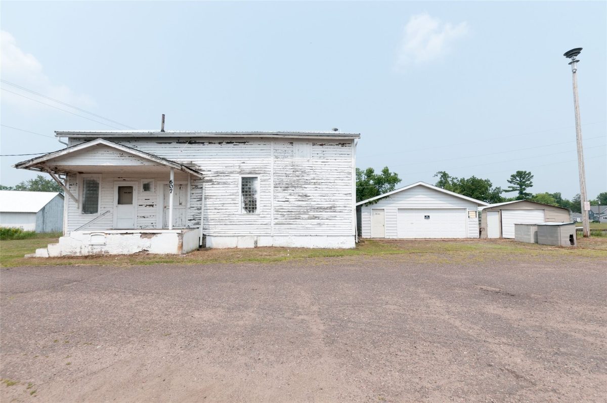607 Lodi Avenue, Cameron WI 54822 - CommercialSale house for sale - MLS #1603105 - image2