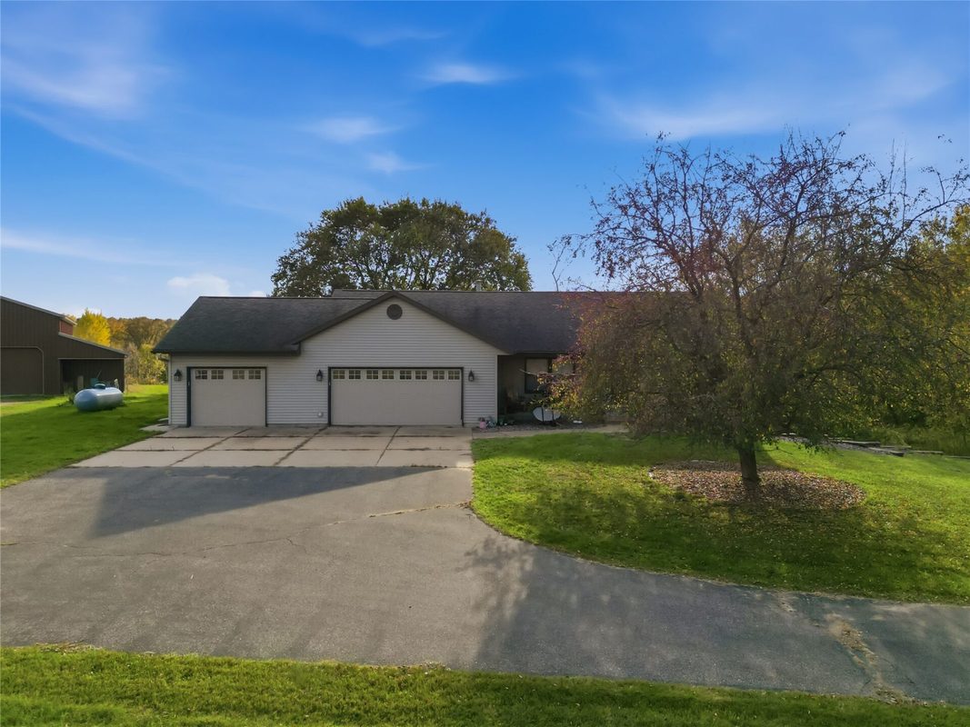 E9412 690th Avenue, Elk Mound WI 54739 - Residential house for sale - MLS #1605940 - image28