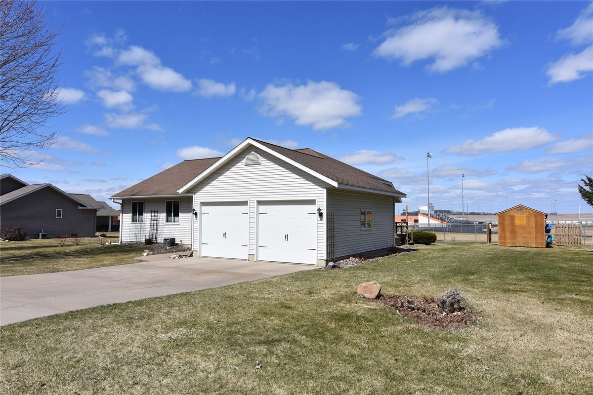 711 8th Avenue Bloomer WI 54724 — photo 24