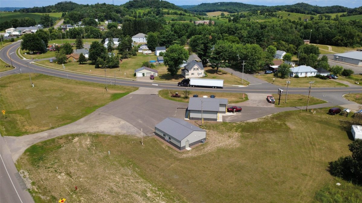 125 Interstate Road, Hixton WI 54635 - CommercialSale house for sale - MLS #1603342 - image21