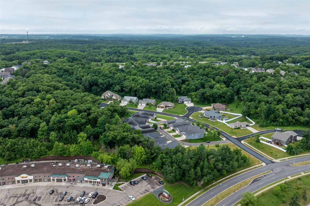 4523 Village Oaks Circle, Eau Claire WI 54701 - Residential house for sale - MLS #1602689 - image49