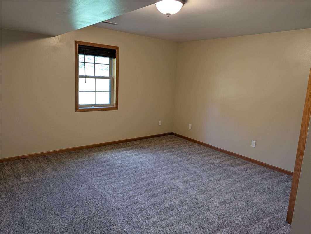 400-402 Main St, Cadott WI 54727 - ResidentialIncome house for sale - MLS #1604817 - image6