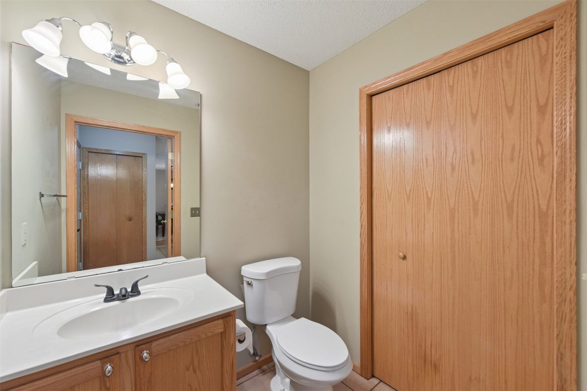 2335 Oakridge Circle, Hudson WI 54016 - Residential house for sale - MLS #1601662 - image14