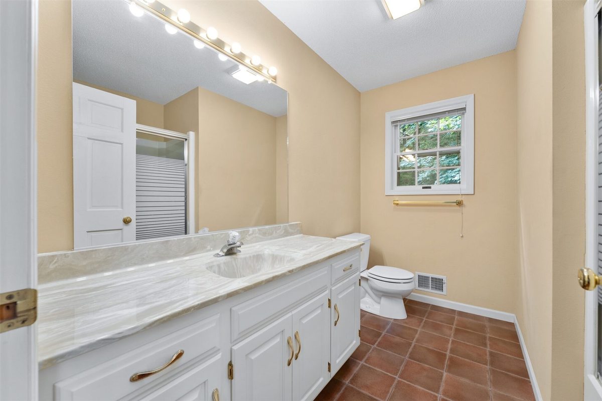 137 Canterbury Road, Eau Claire WI 54701 - Residential house for sale - MLS #1603482 - image22
