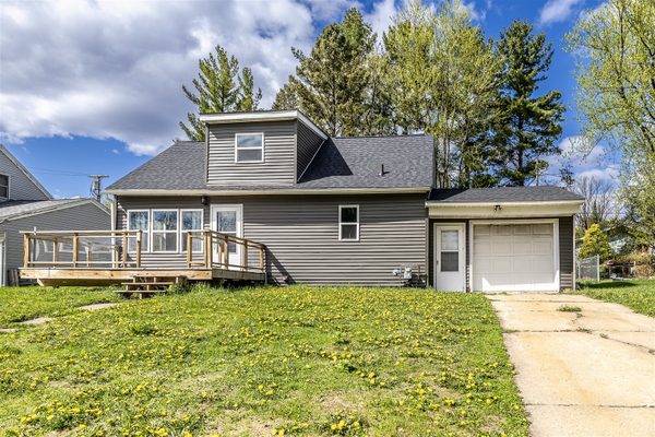 1031 Van Buren Street Black River Falls WI 54615
