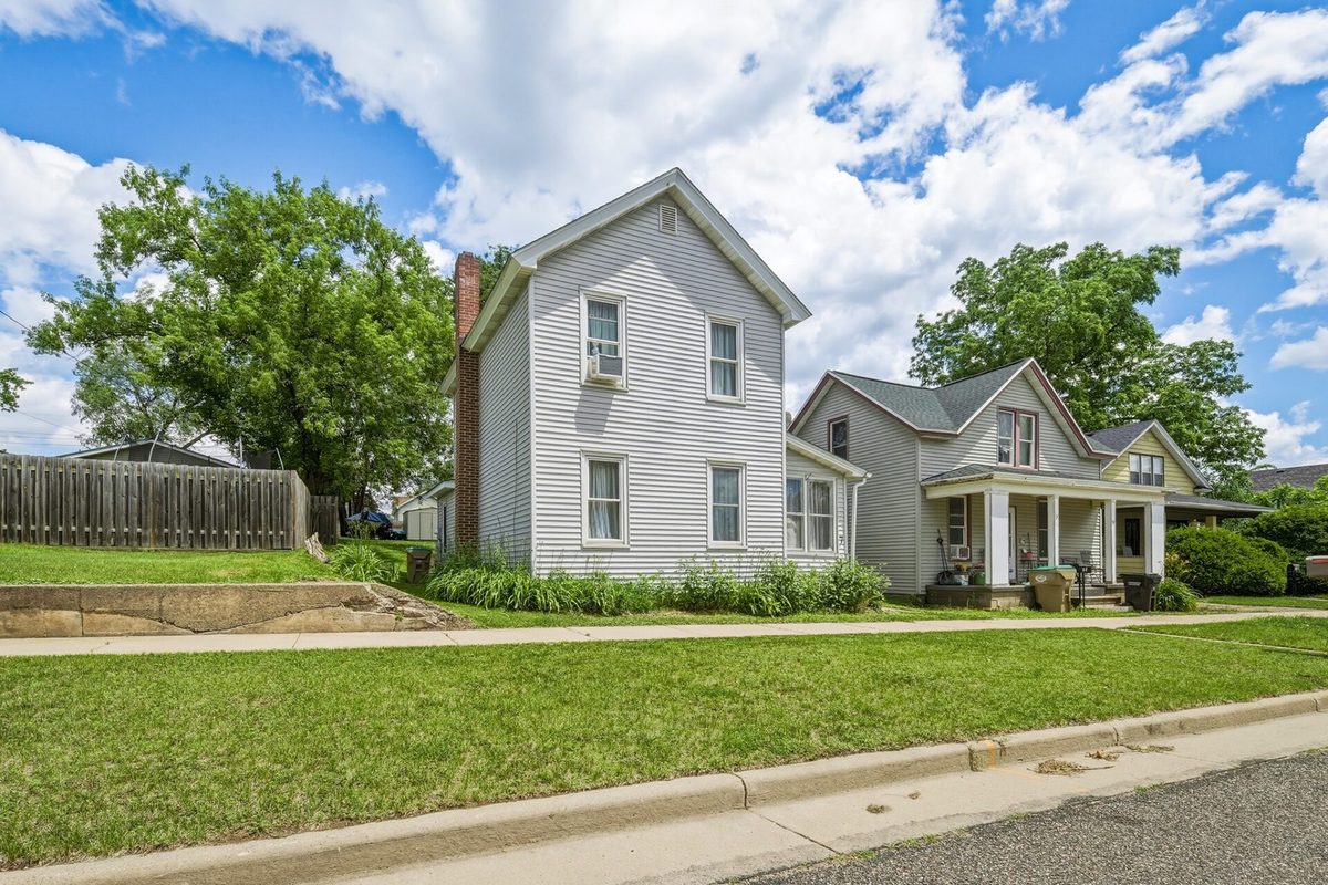 7 Rural Street, Chippewa Falls WI 54729 - Residential house for sale - MLS #1602126 - image2