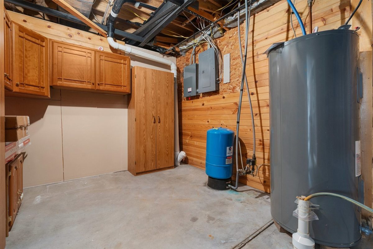 N5353 Thornapple Road, Ladysmith, WI