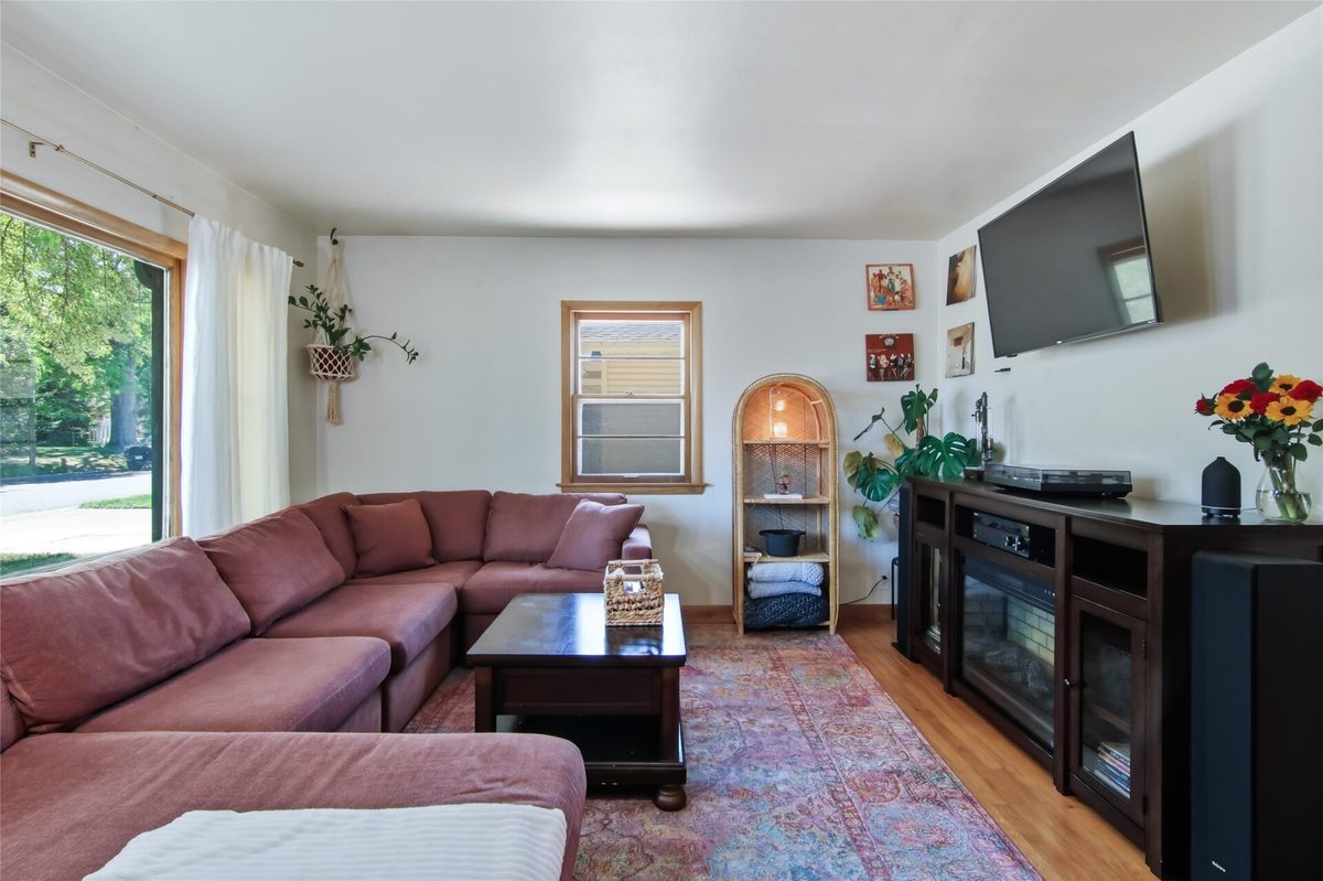 484 A Street, Chippewa Falls WI 54729 - Residential house for sale - MLS #1602923 - image3