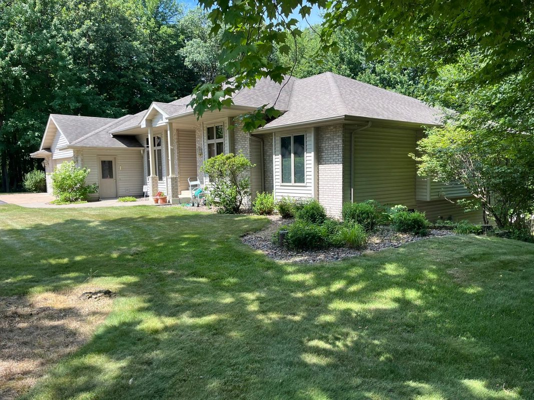 228 Oak Knoll Drive, Chippewa Falls WI 54729 - Residential house for sale - MLS #1602926 - image2
