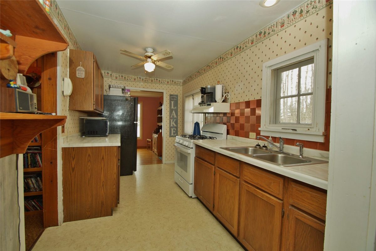11404 N Farnsworth Road, Hayward, WI — photo 16