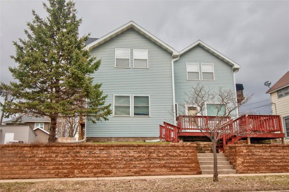 818 Main Street 1 & 2, Eau Claire, WI